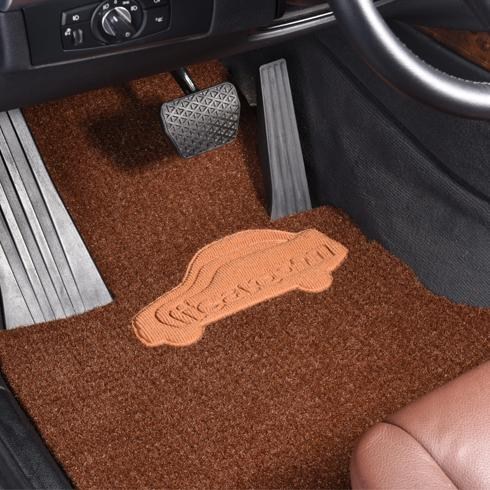 清洗地毯切勿全部放在水中？